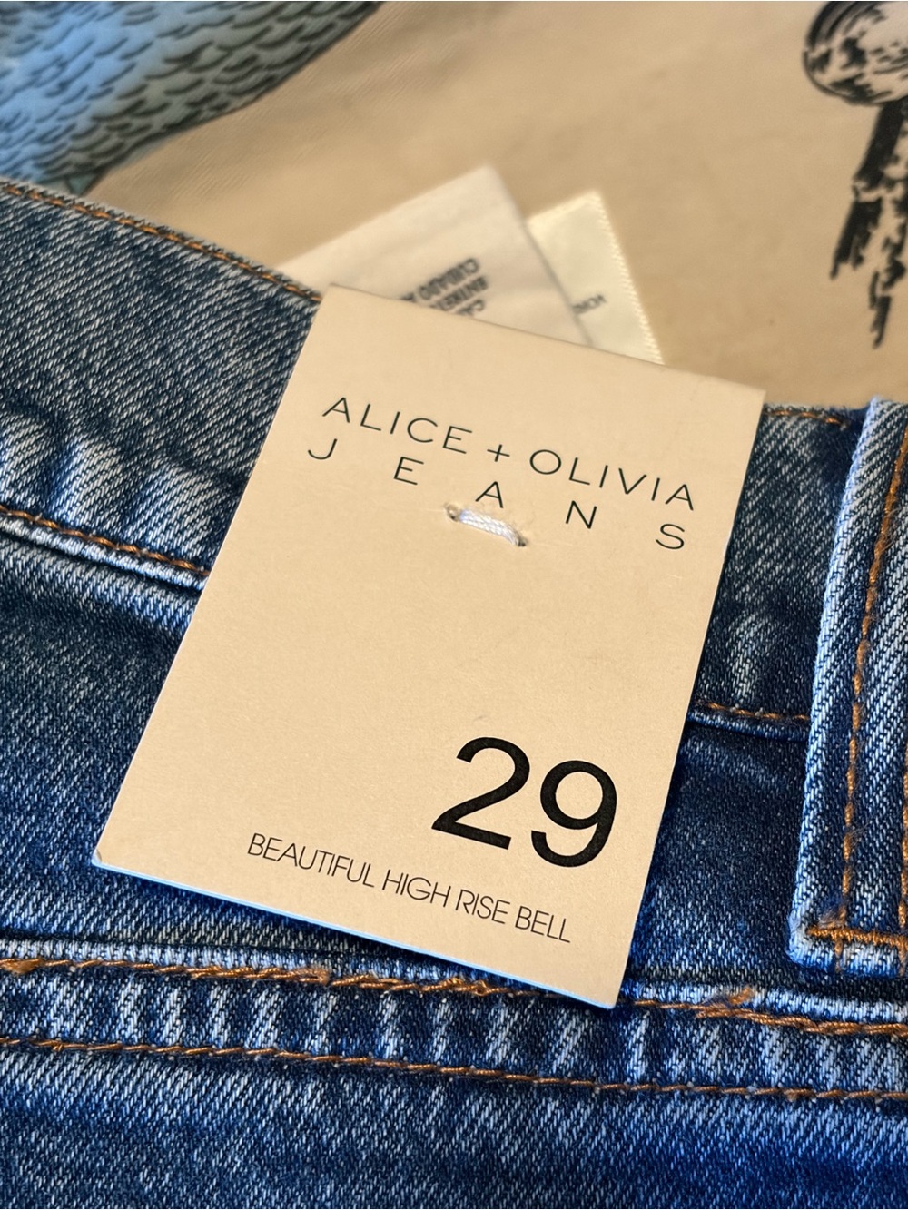 Alice & Olivia BEAUTIFUL EMBROIDERED JEAN 29 NWT - Picture 11 of 12